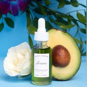 🎁NIB Earth Harbor Aurora Superfood Serum with FREE NIB Radiance Balm.